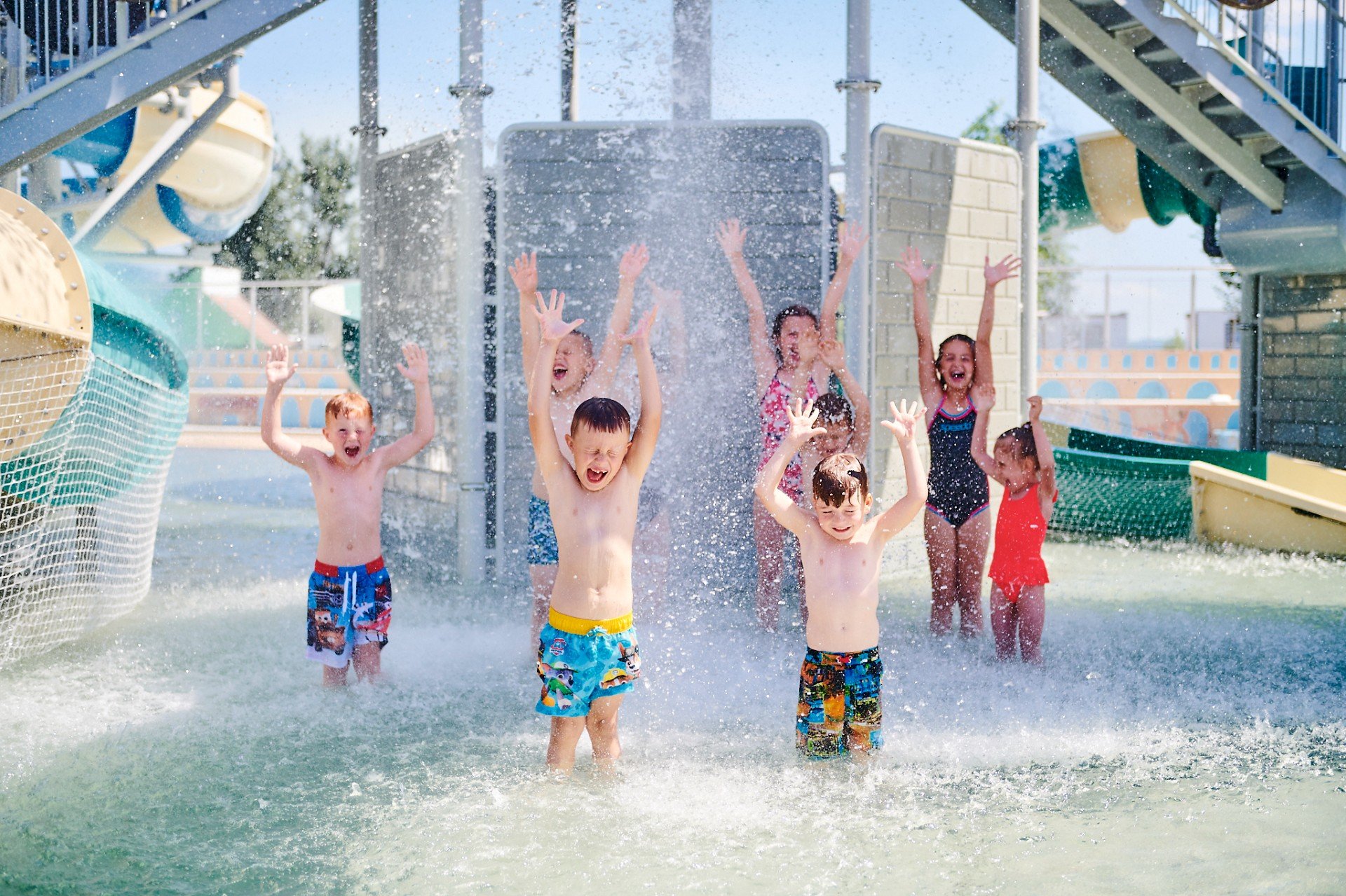 GANZES SOMMERAREAL AM WOCHENENDE GEÖFFNET!